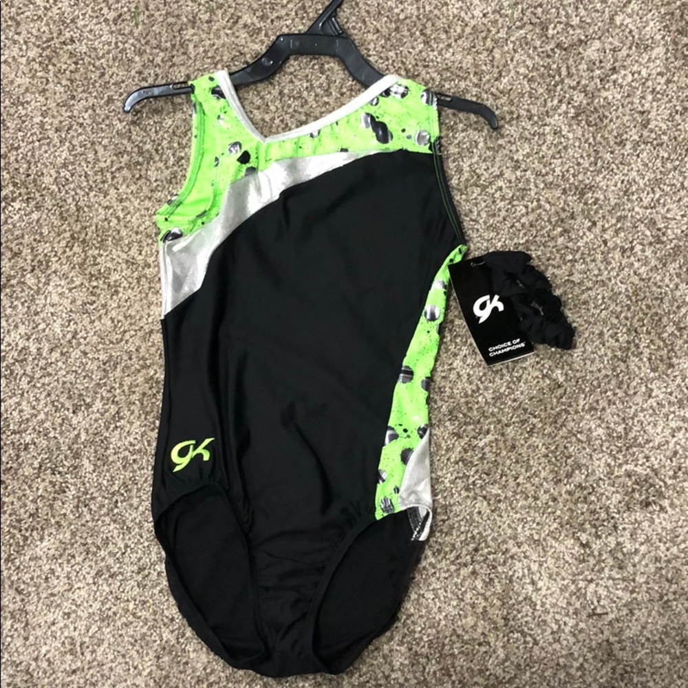 NWT GK LEOTARD AXS